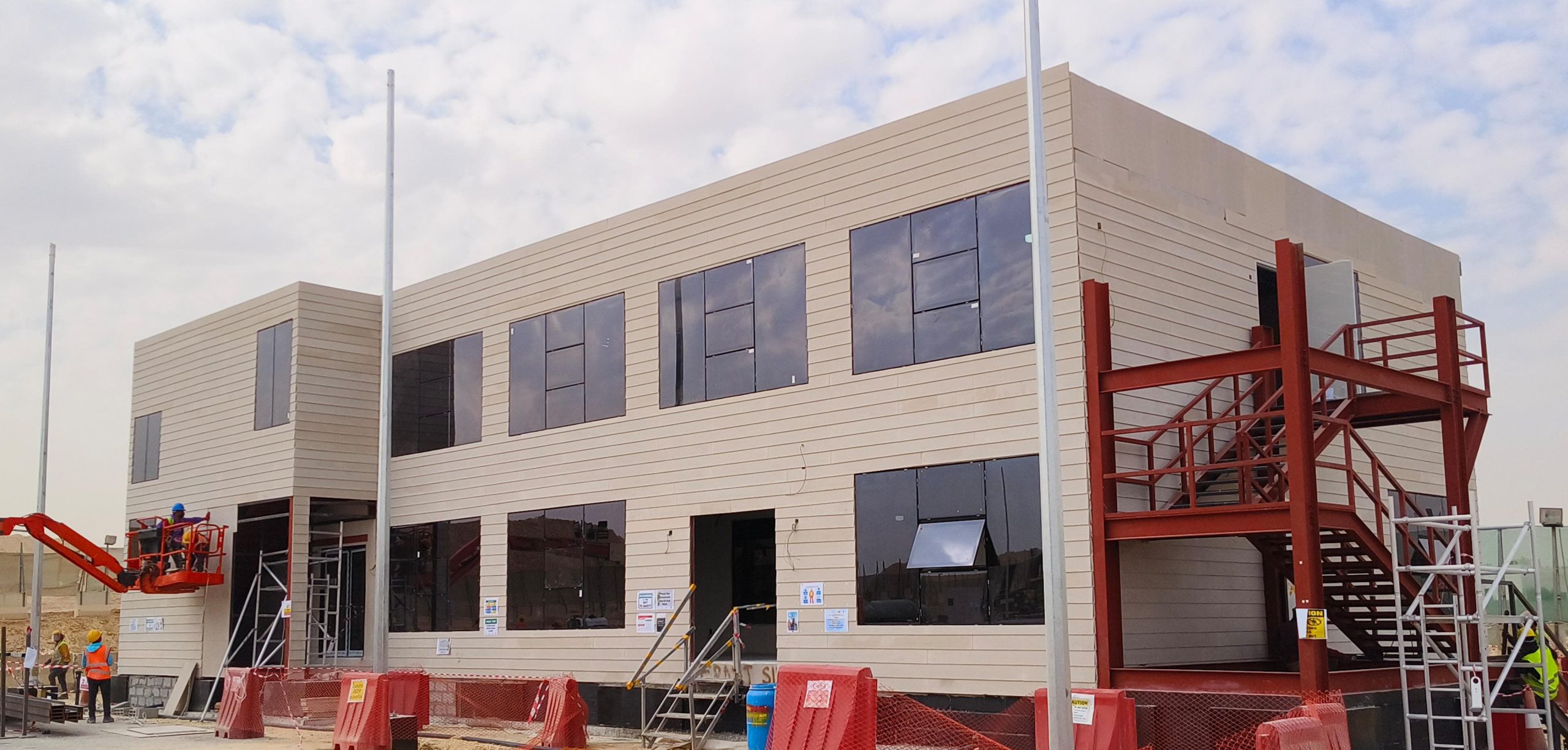 غرف جاهزة، الكرفان، بركس, بركسات, بورتبل, غرفه خادمة, غرفة حارس, بورتبل بورتبلات، بيوت جاهزة، غرف جاهزة، الكرفان، كرفان، كرفانات, كتالوج البيوت الجاهزة , منازل متنقلة, prefab office building, prefabricated cabins, شركة البيوت السريعة ,بريفاب , الرقيبة للغرف الجاهزة, حمام جاهز, حمامات فايبر, غرف شينكو ,ساندويش بانل, caravan, cabins, portable,