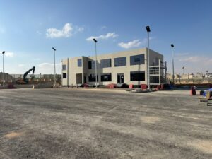 مجمع مكاتب بورتكابين جاهز بالنوافذ الزجاجية