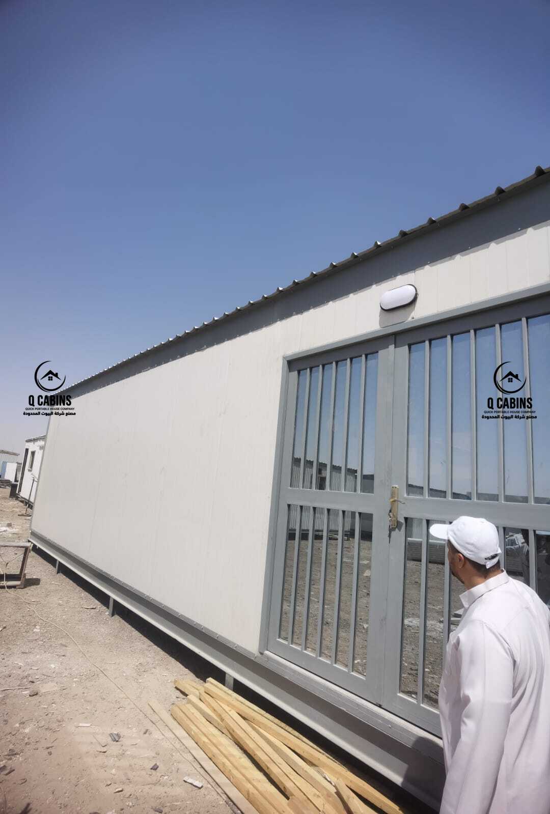 Insulated sandwich panel porta cabin with heavy duty security sliding door
